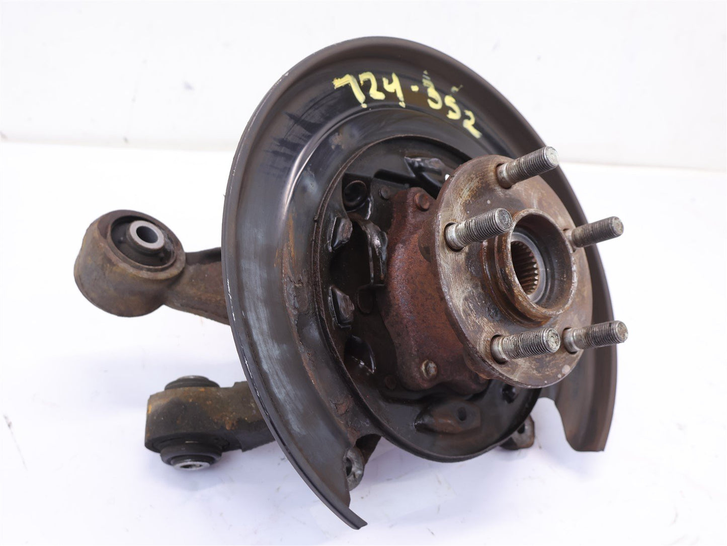 2016-2018 Subaru Forester Driver Rear Spindle Knuckle Wheel Hub Left LH OEM