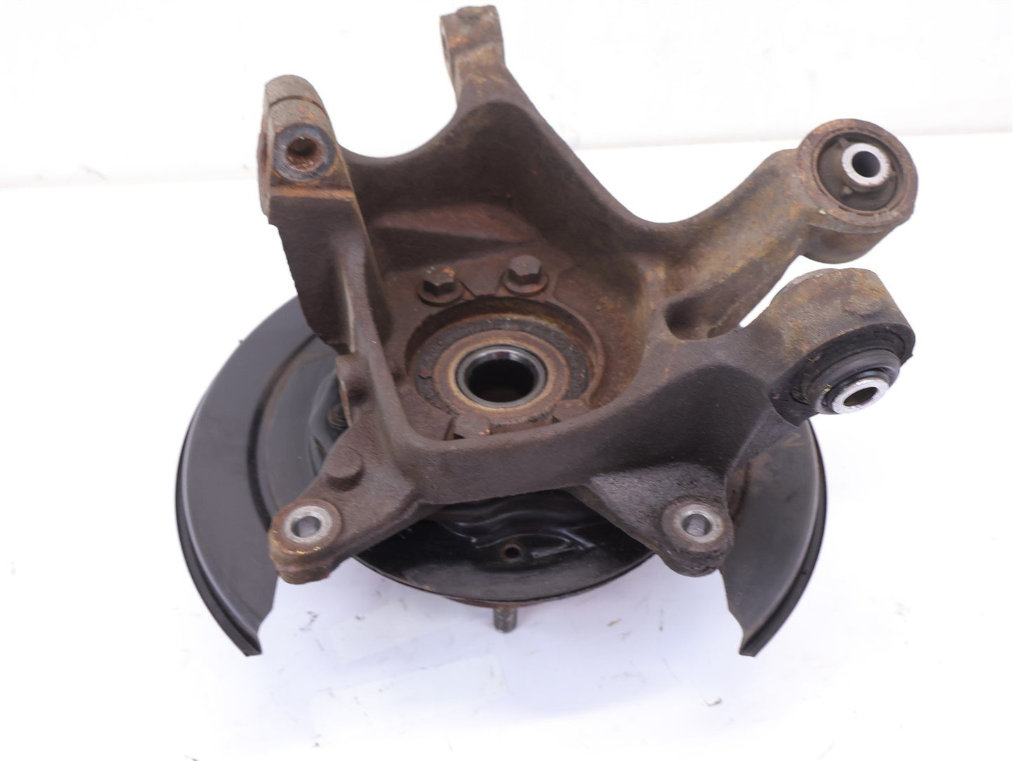 2016-2018 Subaru Forester Driver Rear Spindle Knuckle Wheel Hub Left LH OEM