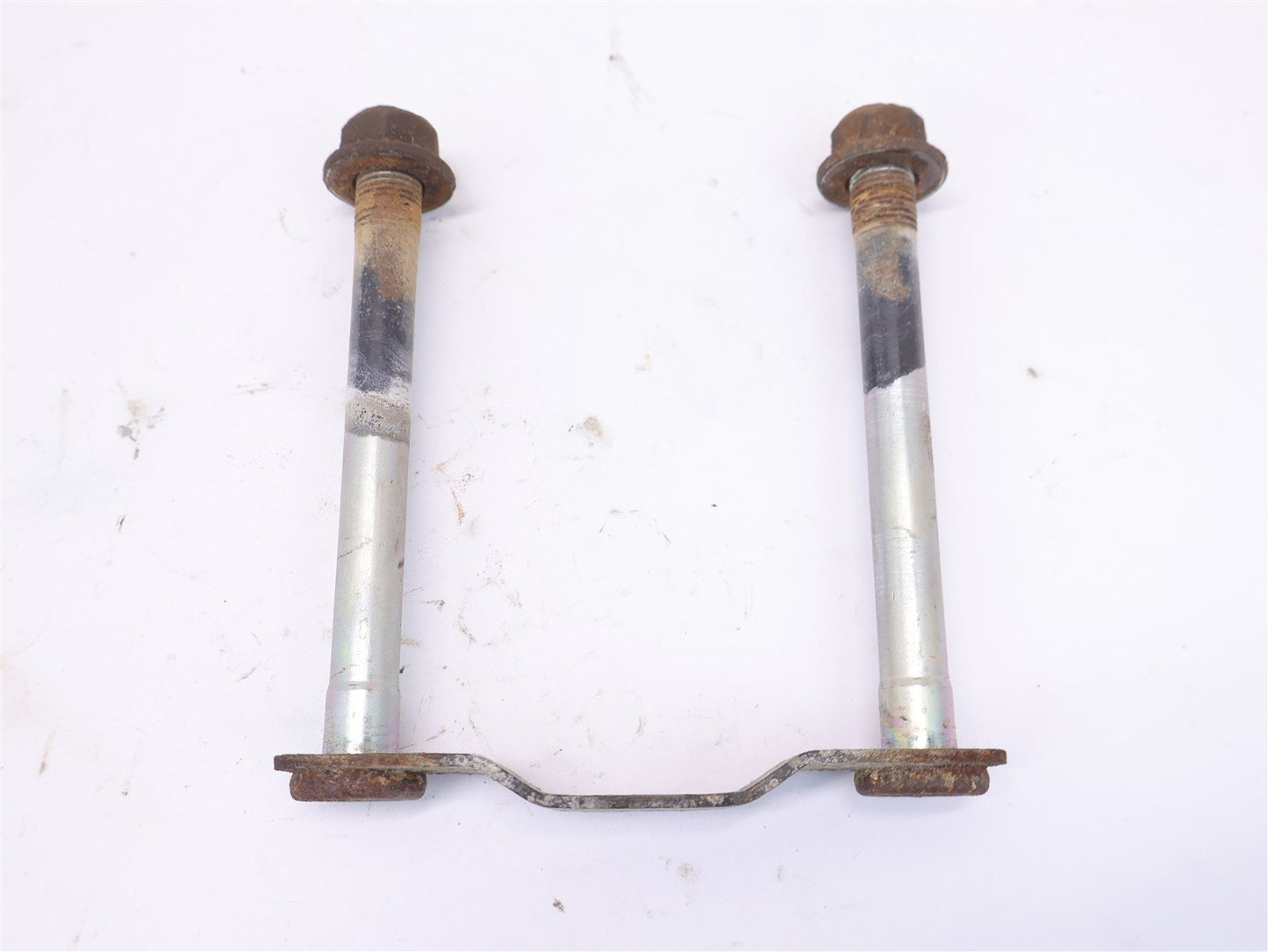 2014-2018 Subaru Forester Rear Differential Crossmember Bracket Support OEM