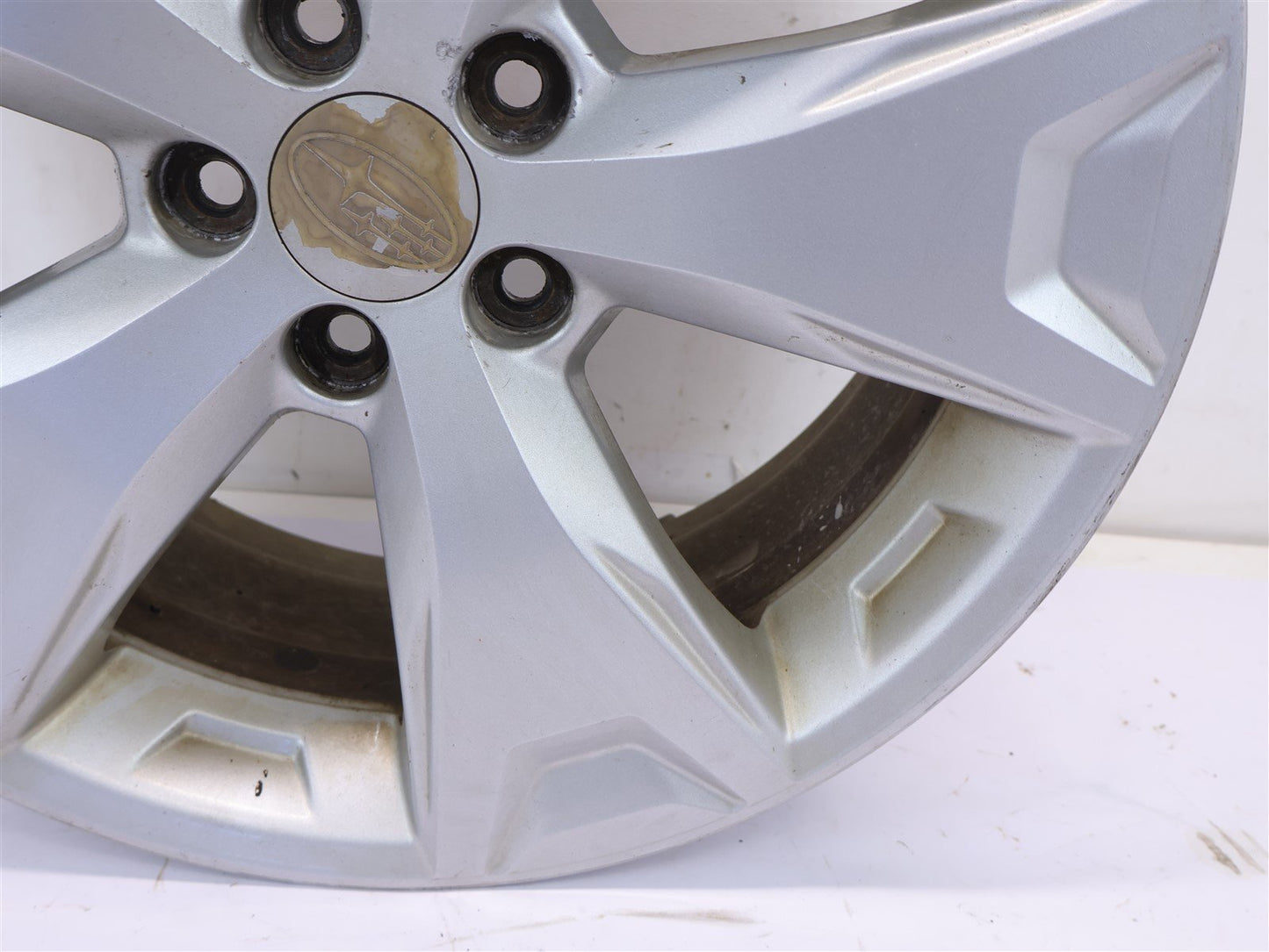 2014 2015 2016 Subaru Forester 17" Wheel 17 x 7 Alloy Rim OEM 14 15 16 704366