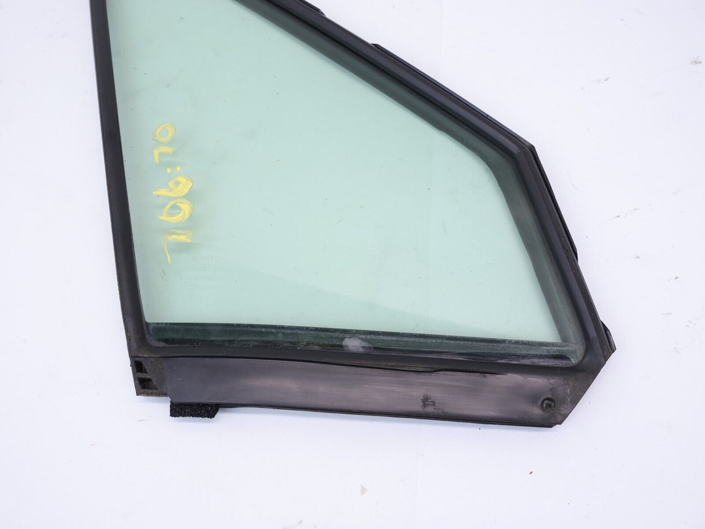 2017-2018 Subaru Forester Passenger Front Vent Glass Window RH Right Door OEM