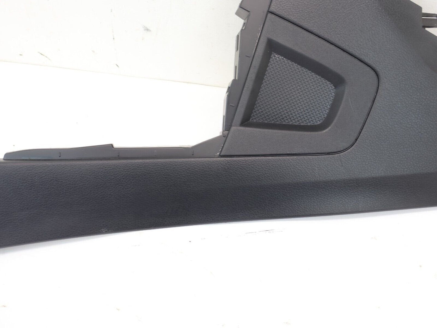 2014-2018 Subaru Forester Passenger Side Center Console Trim Panel RH 66241SG020