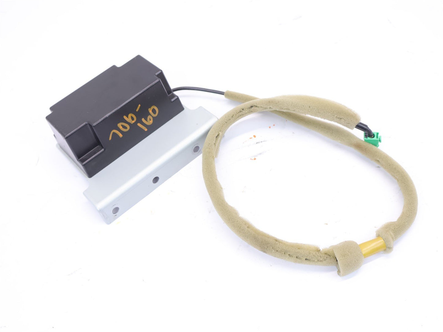 2017-2018 Subaru Forester Antenna Module OEM 86321SG530