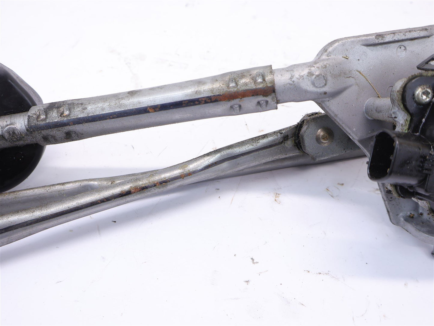 2018 Subaru WRX Front Windshield Wiper Motor & Linkage 86511VA010 OEM 2015-2021