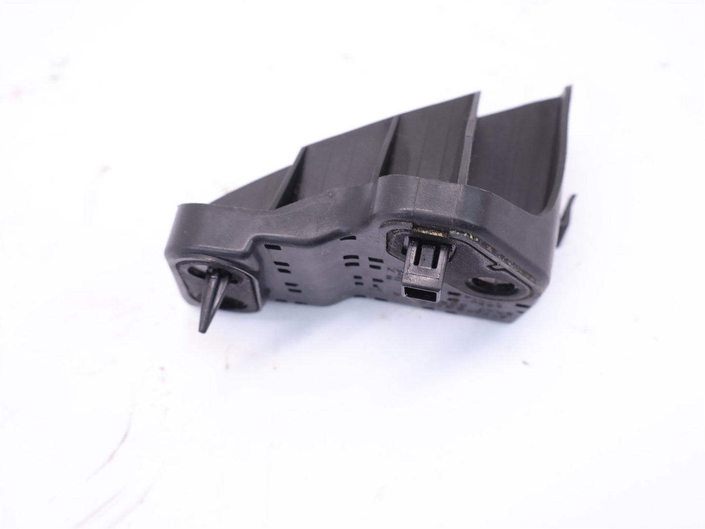 2014-2018 Subaru Forester Rear Bumper Corner Bracket LH Driver 57707SG070 OEM