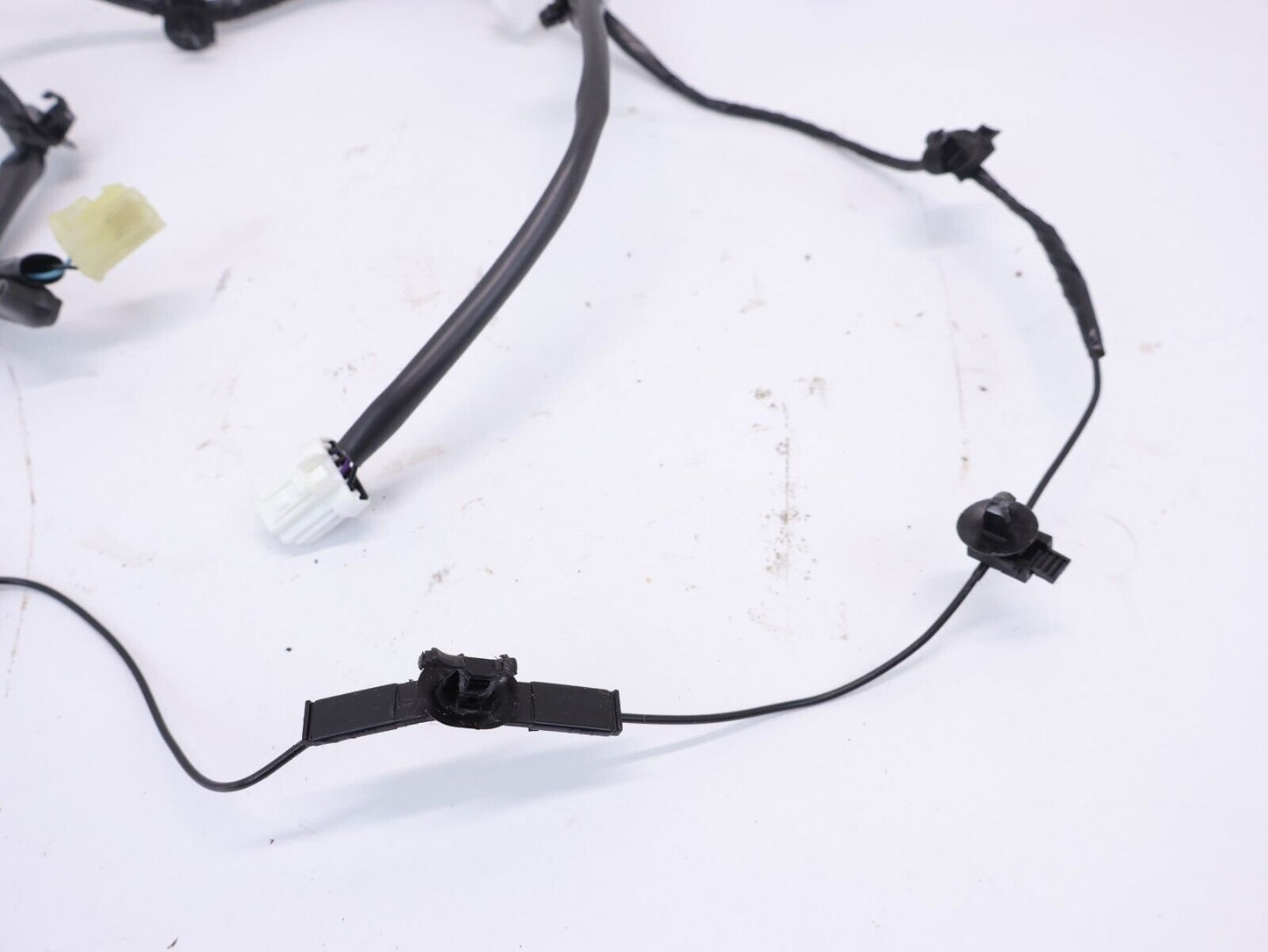 2017 Subaru Forester Rear Hatch Wiring Harness 81817SG620 Tail Gate 2014-2018