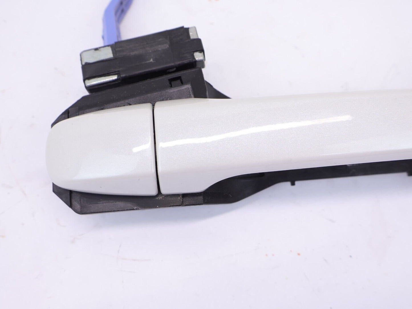 2019 Subaru WRX Passenger Rear Door Handle Exterior White K1X RH OEM 2015-2021