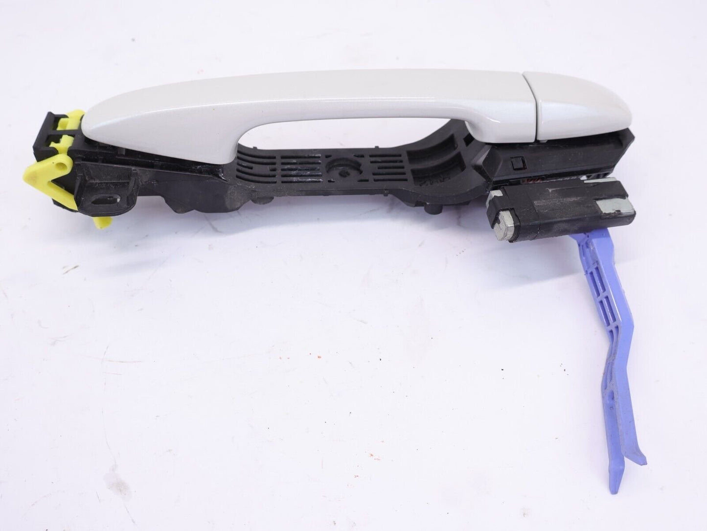 2019 Subaru WRX Passenger Rear Door Handle Exterior White K1X RH OEM 2015-2021