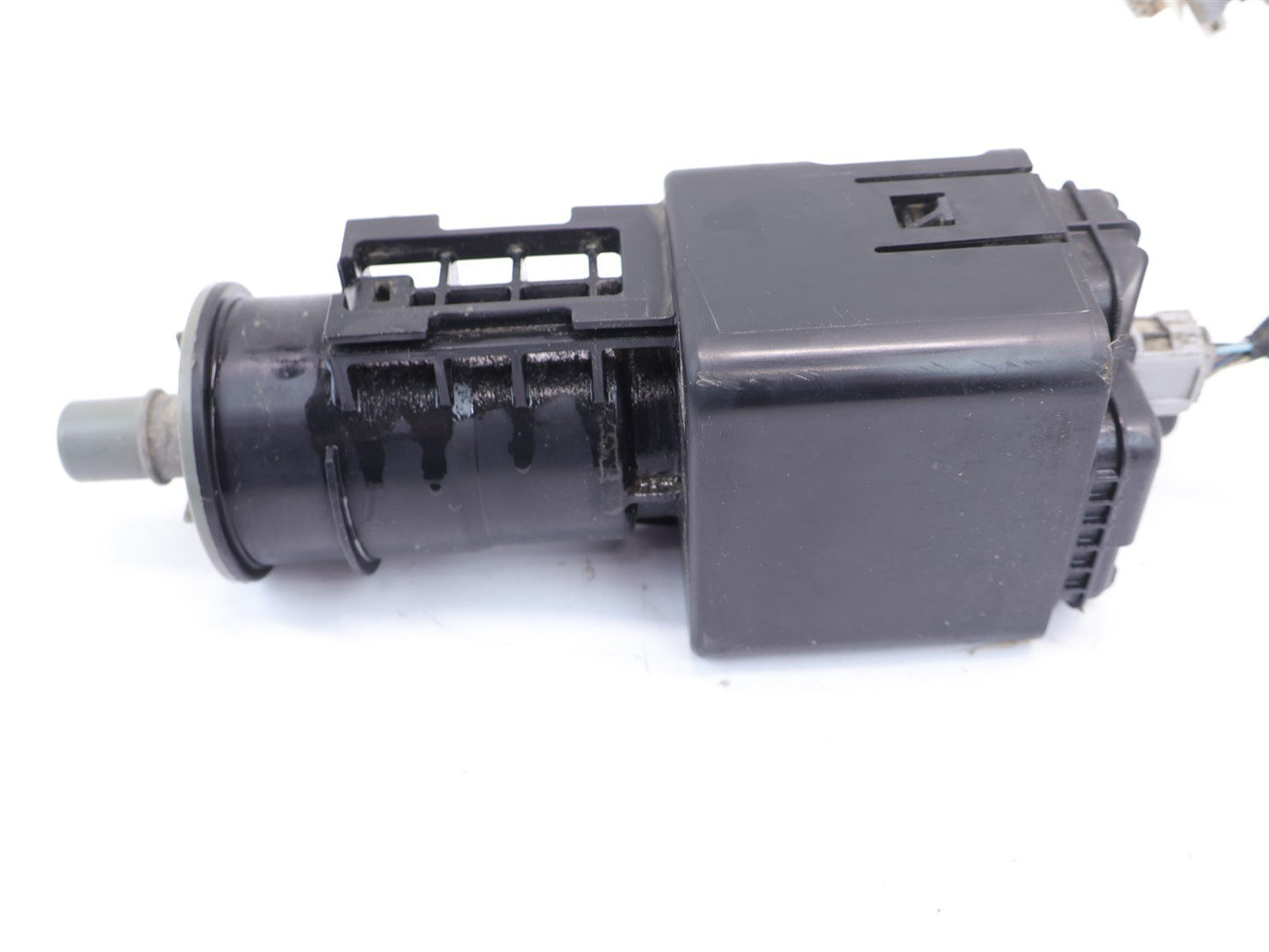 2019 Subaru WRX EVAP Check Valve 42026VA000 Charcoal Canister OEM 2015-2021