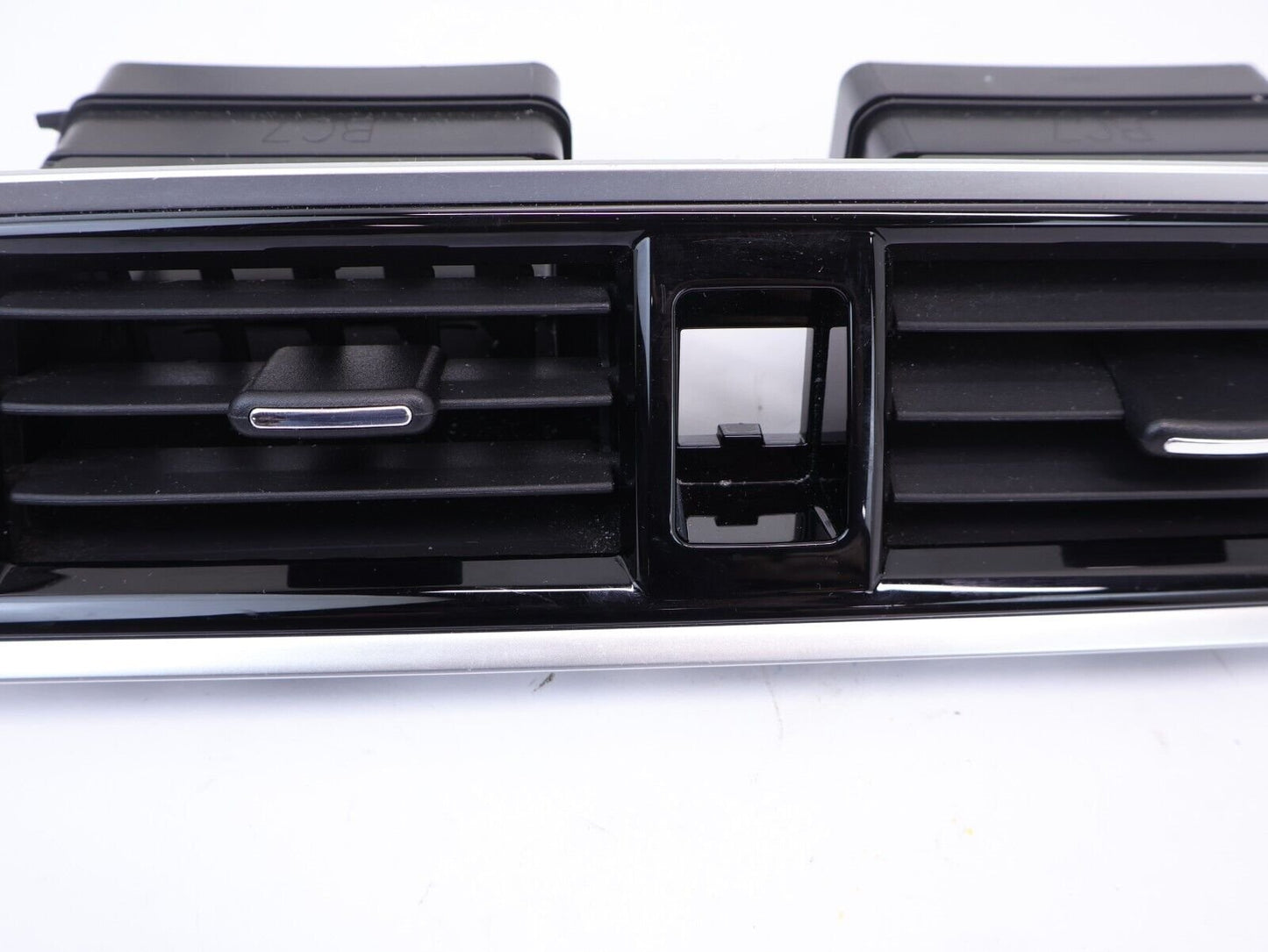 2018-2019 Subaru Outback Legacy Center Vents Dash Trim Vent Dash OEM 18-19