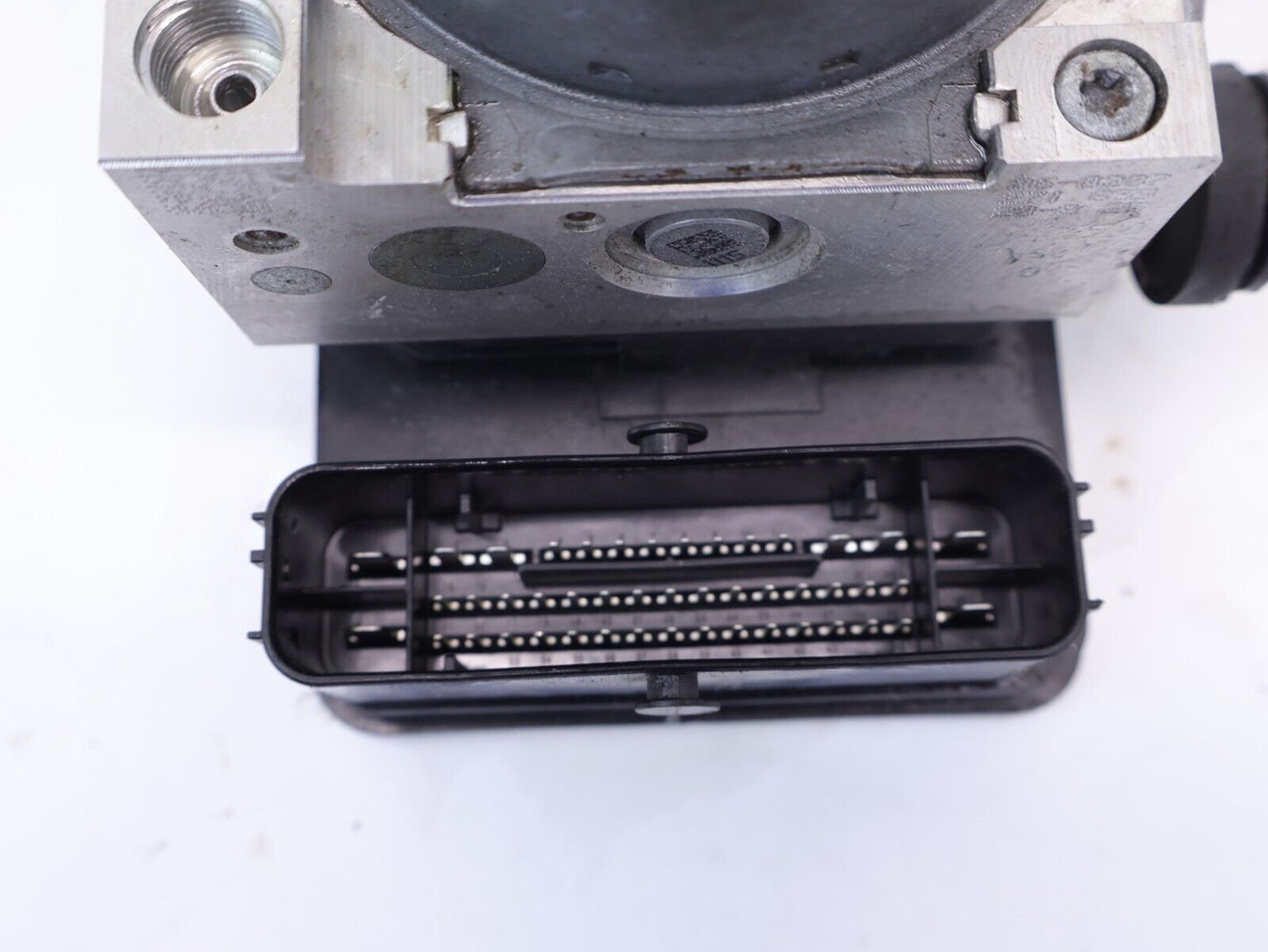 2019 Subaru Outback Anti-Lock Brake Pump 27536AL09A ABS Module OEM w/ Pre-Crash