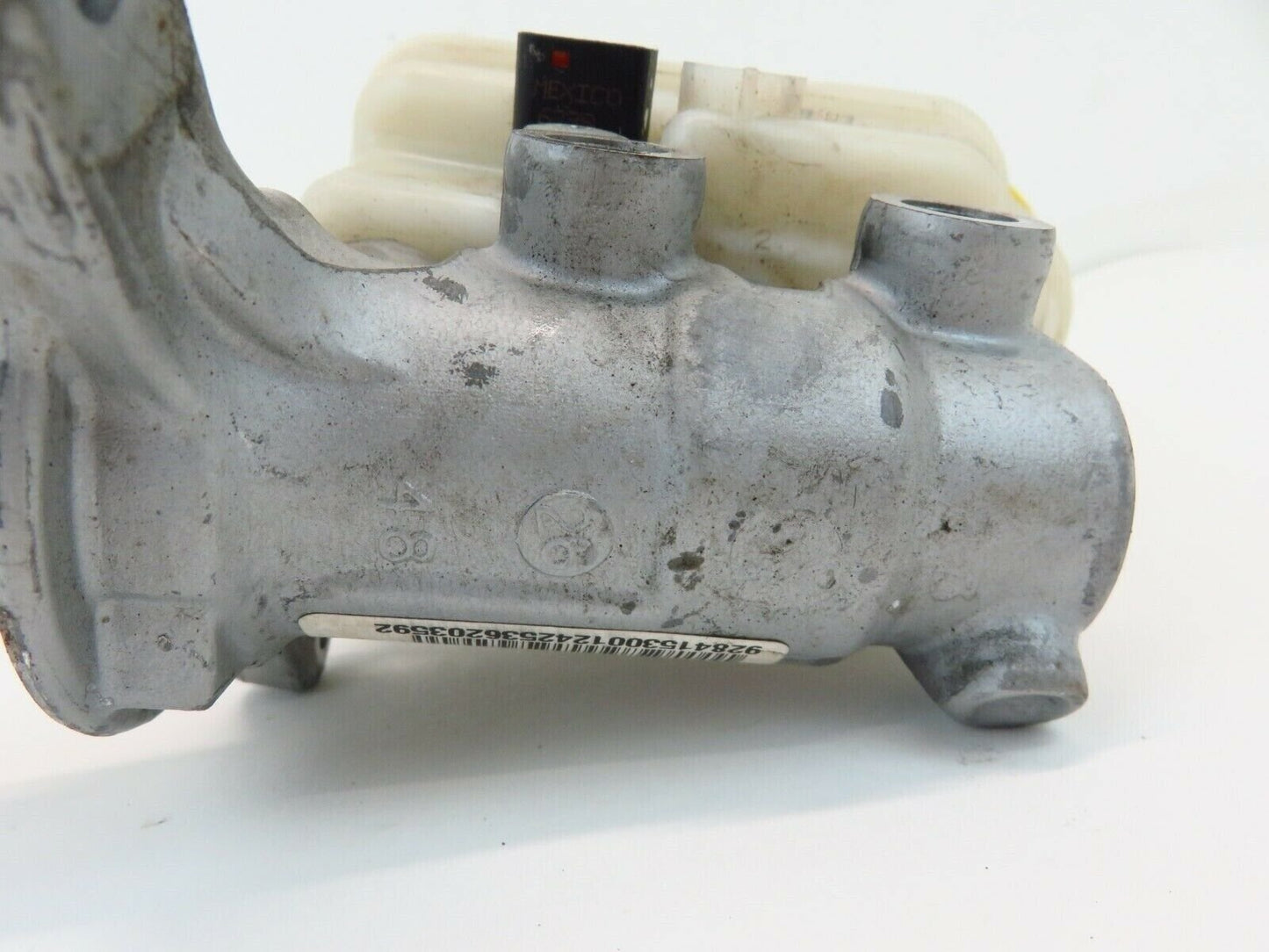 2018-2019 Subaru Legacy & Outback Brake Master Cylinder Fluid Reservoir OEM