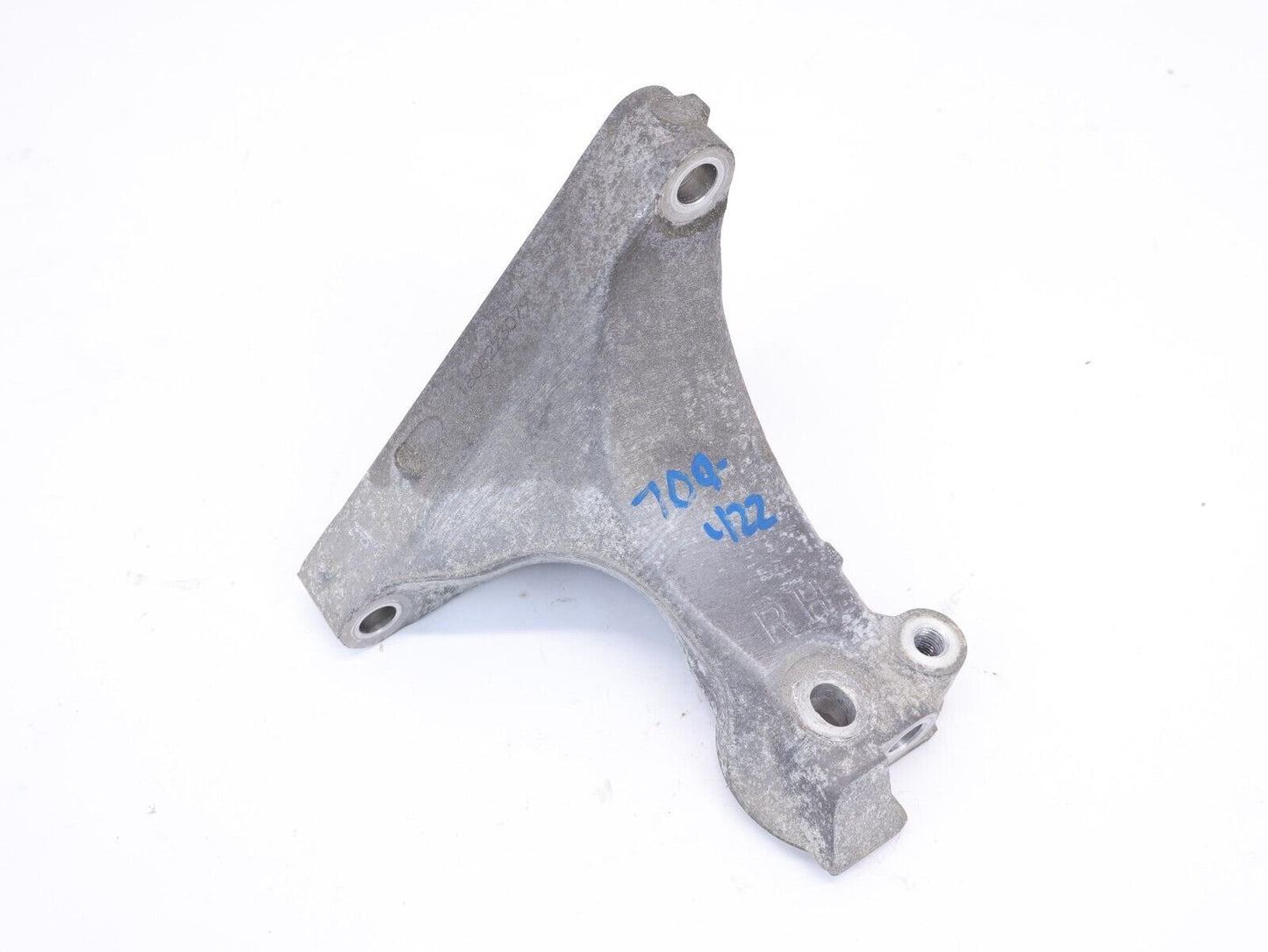 2015-2019 Subaru Outback Passenger Transmission Bracket Motor Mount RH Right OEM