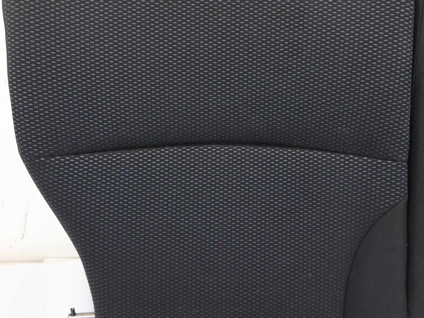 2018-2019 Subaru Outback Rear Seat Cushion & Armrest Upper Right Side Cloth OEM