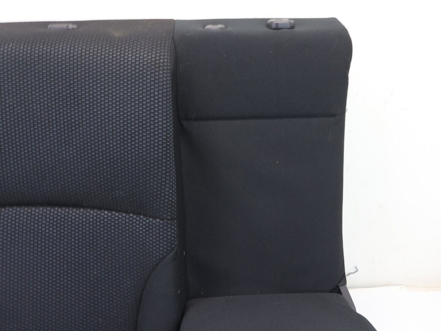 2018-2019 Subaru Outback Rear Seat Cushion & Armrest Upper Right Side Cloth OEM