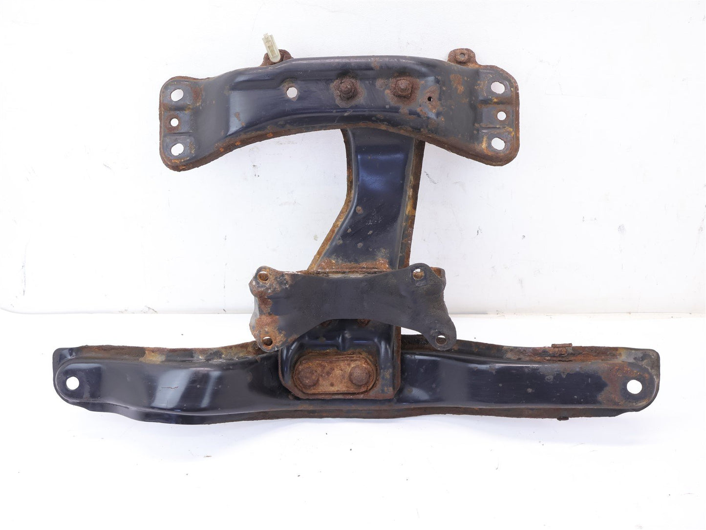 05-07 Subaru Impreza WRX MT Manual Transmission Crossmember Mount Bracket Trans