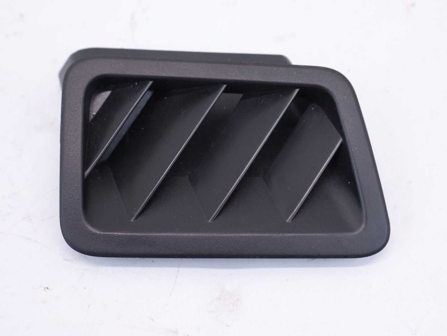 2013-2017 Subaru Crosstrek Dash Vent Defrost Upper 66115FJ000 RH Right Passenger