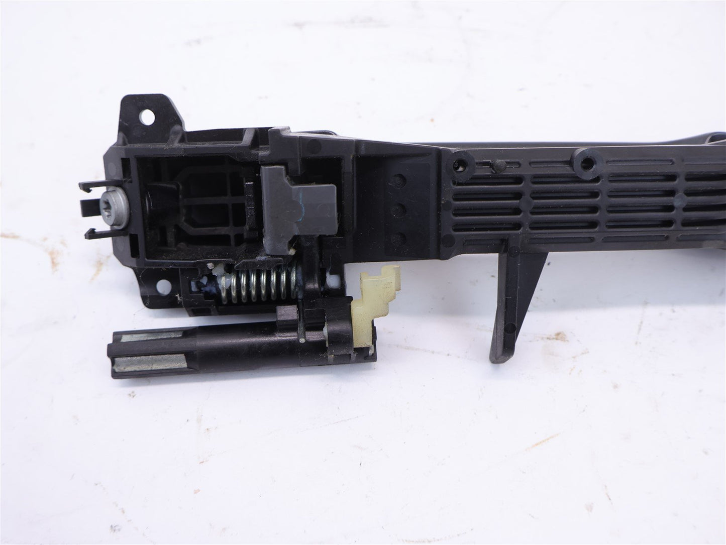 2008-2014 Subaru WRX & STI Passenger Front Door Handle Exterior Right RH 61K OEM