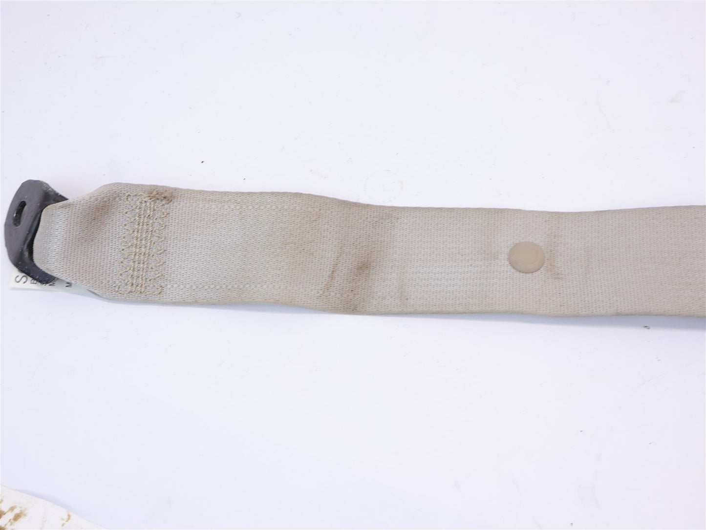 2013-2017 Subaru XV Crosstrek Passenger Rear Seat Belt RH Right Side Ivory OEM