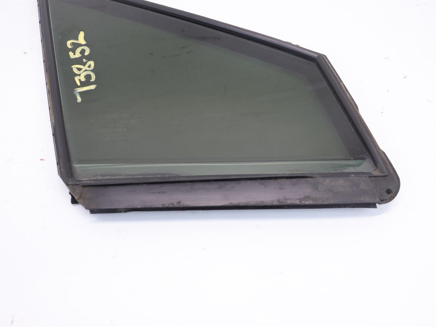2015-2021 Subaru WRX & STI Front Door Vent Corner Glass Passenger Right RH OEM