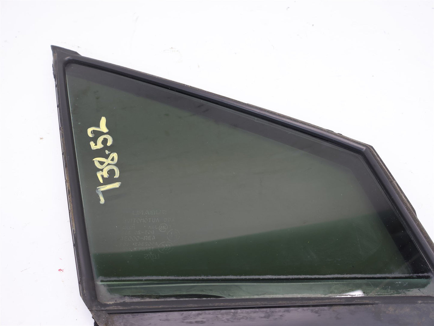 2015-2021 Subaru WRX & STI Front Door Vent Corner Glass Passenger Right RH OEM