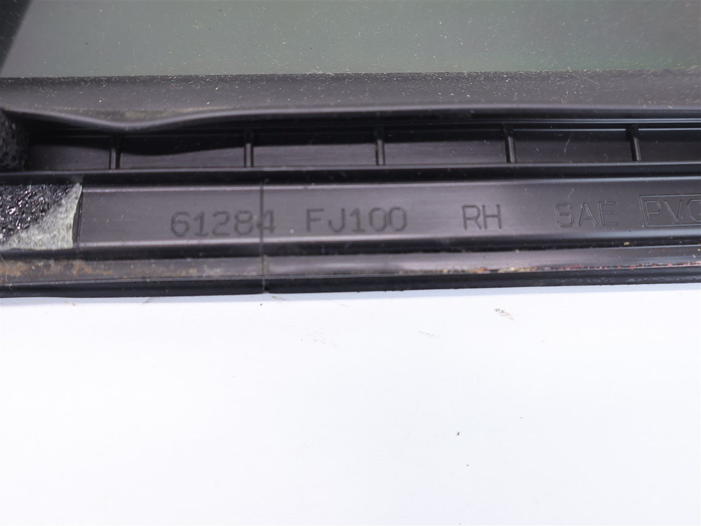 2015-2021 Subaru WRX & STI Front Door Vent Corner Glass Passenger Right RH OEM
