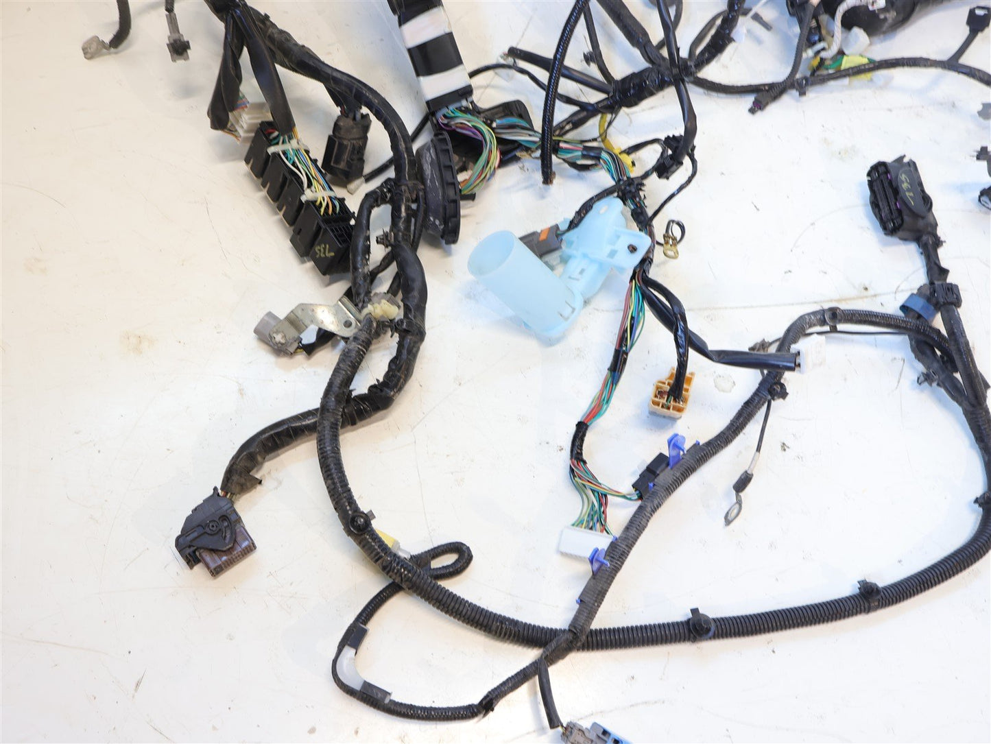 2015 Subaru WRX Wiring Harness 81402VA110 Center Bulkhead 2.0L Engine CVT OEM