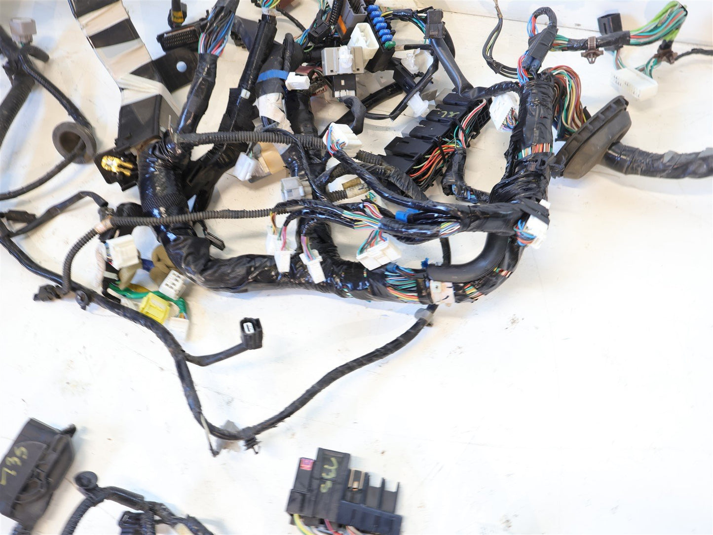 2015 Subaru WRX Wiring Harness 81402VA110 Center Bulkhead 2.0L Engine CVT OEM