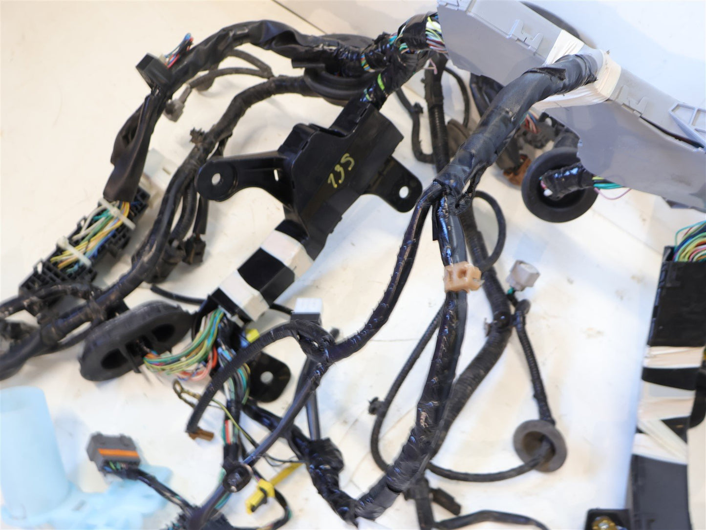 2015 Subaru WRX Wiring Harness 81402VA110 Center Bulkhead 2.0L Engine CVT OEM