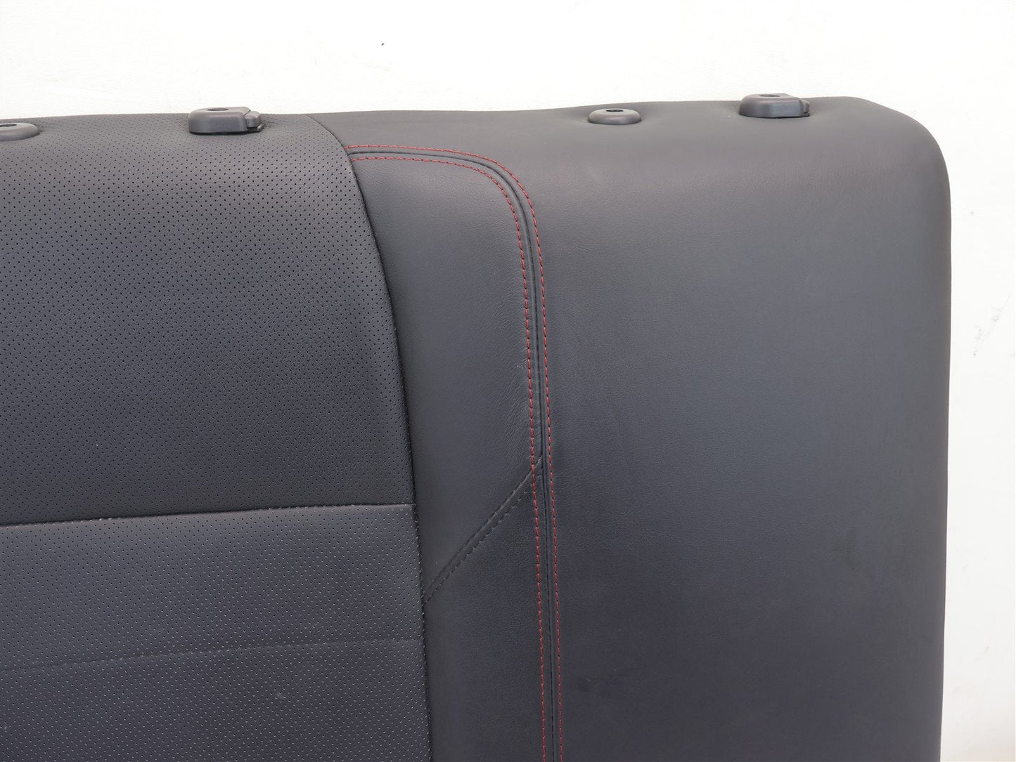 2015-2019 Subaru WRX Rear Upper Seat Cushion Top Right Black Leather OEM 15-19