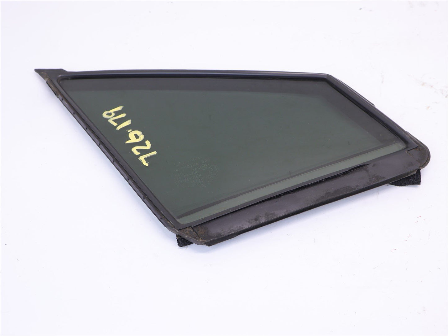 2015-2021 Subaru WRX & STI Front Corner Glass Door Vent Passenger Right RH OEM