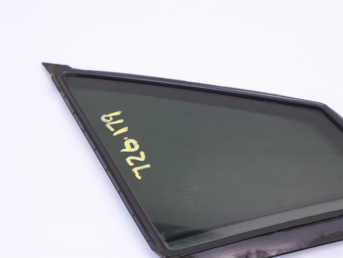 2015-2021 Subaru WRX & STI Front Corner Glass Door Vent Passenger Right RH OEM