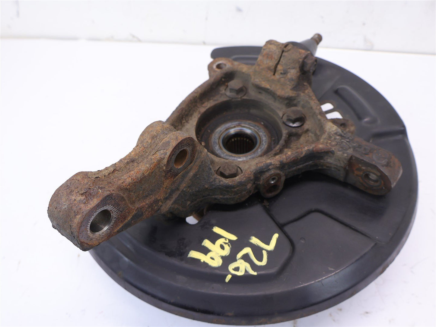 2015 Subaru WRX Passenger Front Spindle Knuckle Assembly RH Right OEM 15-2021