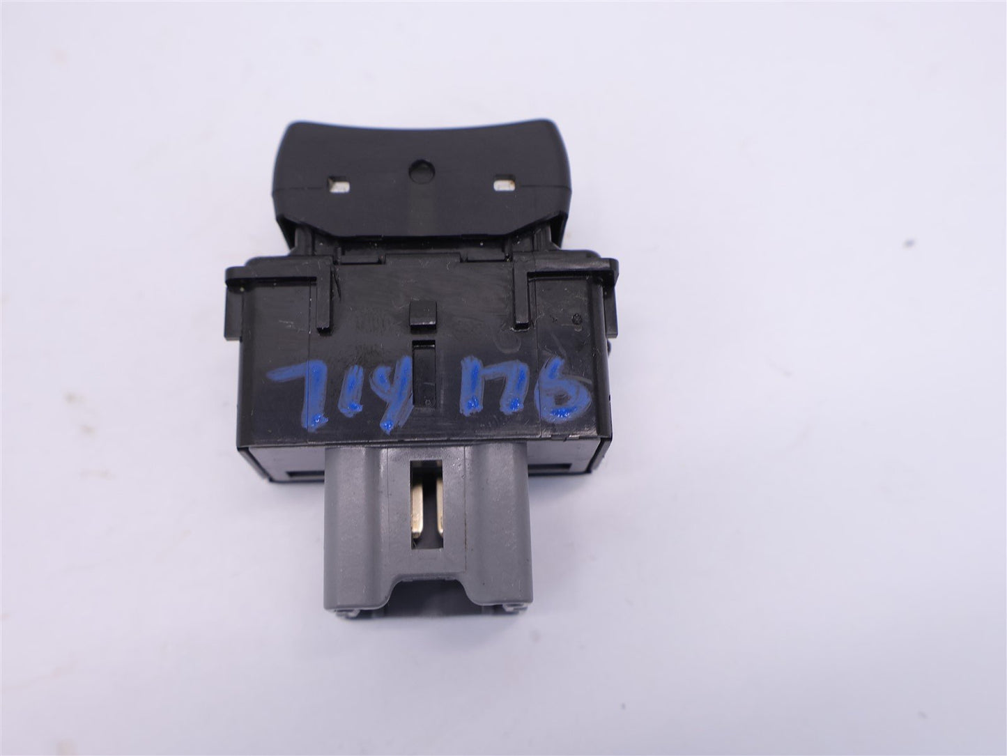 2010-2014 Subaru Legacy Outback Driver Seat Heater Switch Heated Front Left OEM