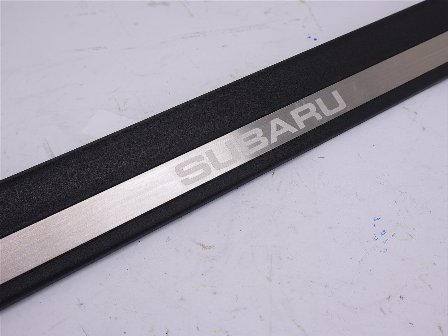 2013 Subaru Outback Front Door Sill Trim 94060AJ13A Driver / Passenger 2010-2014