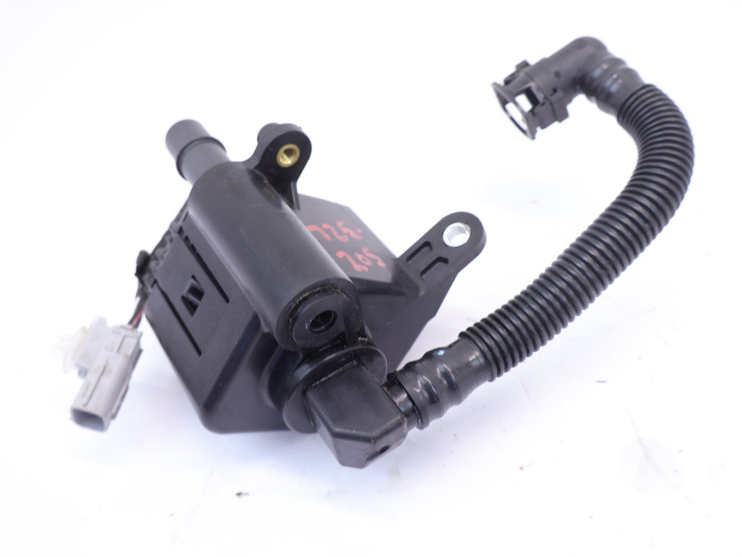 2013-2014 Subaru Outback Charcoal Canister Check Valve Leak EVAP OEM 13-14