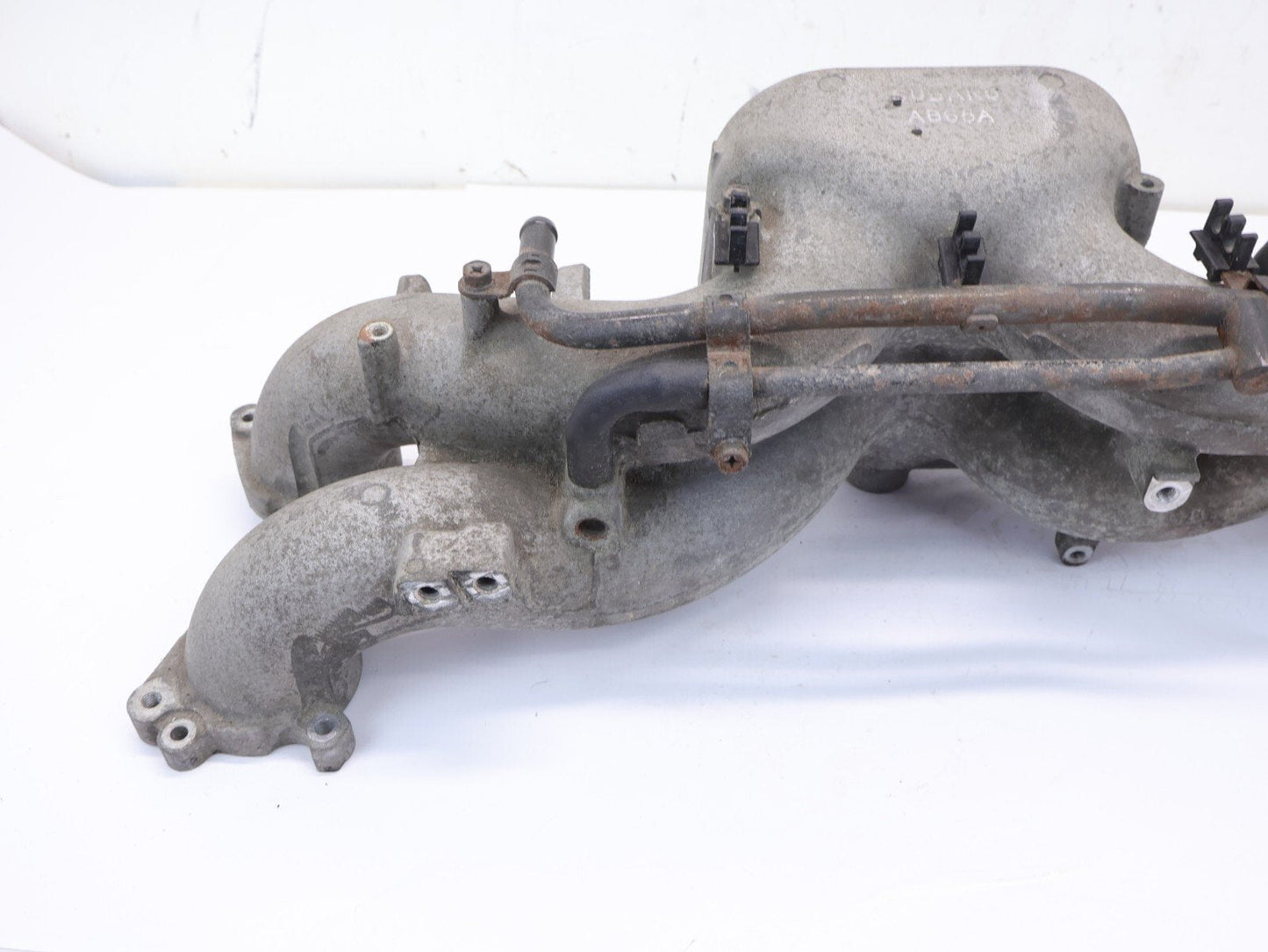 2006-2007 Subaru Legacy Air Intake Manifold Plenum Engine 2.5L Non-Turbo OEM