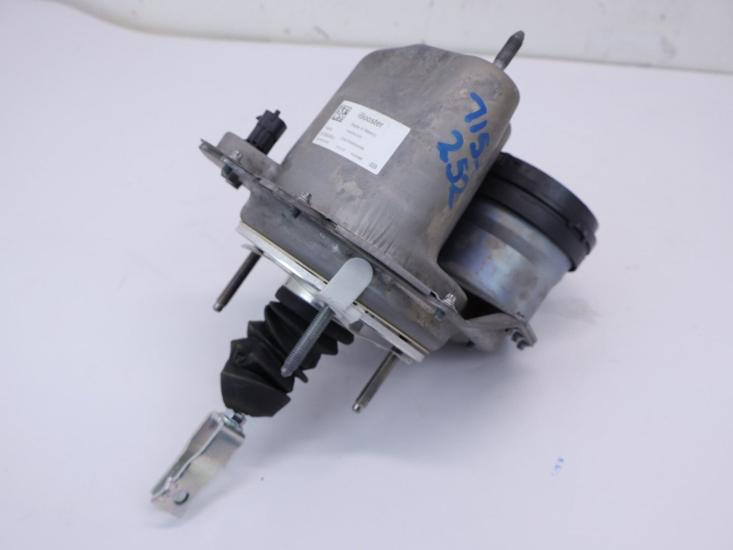2023 Subaru Forester Power Brake Booster 2.5L OEM 26400SJ020