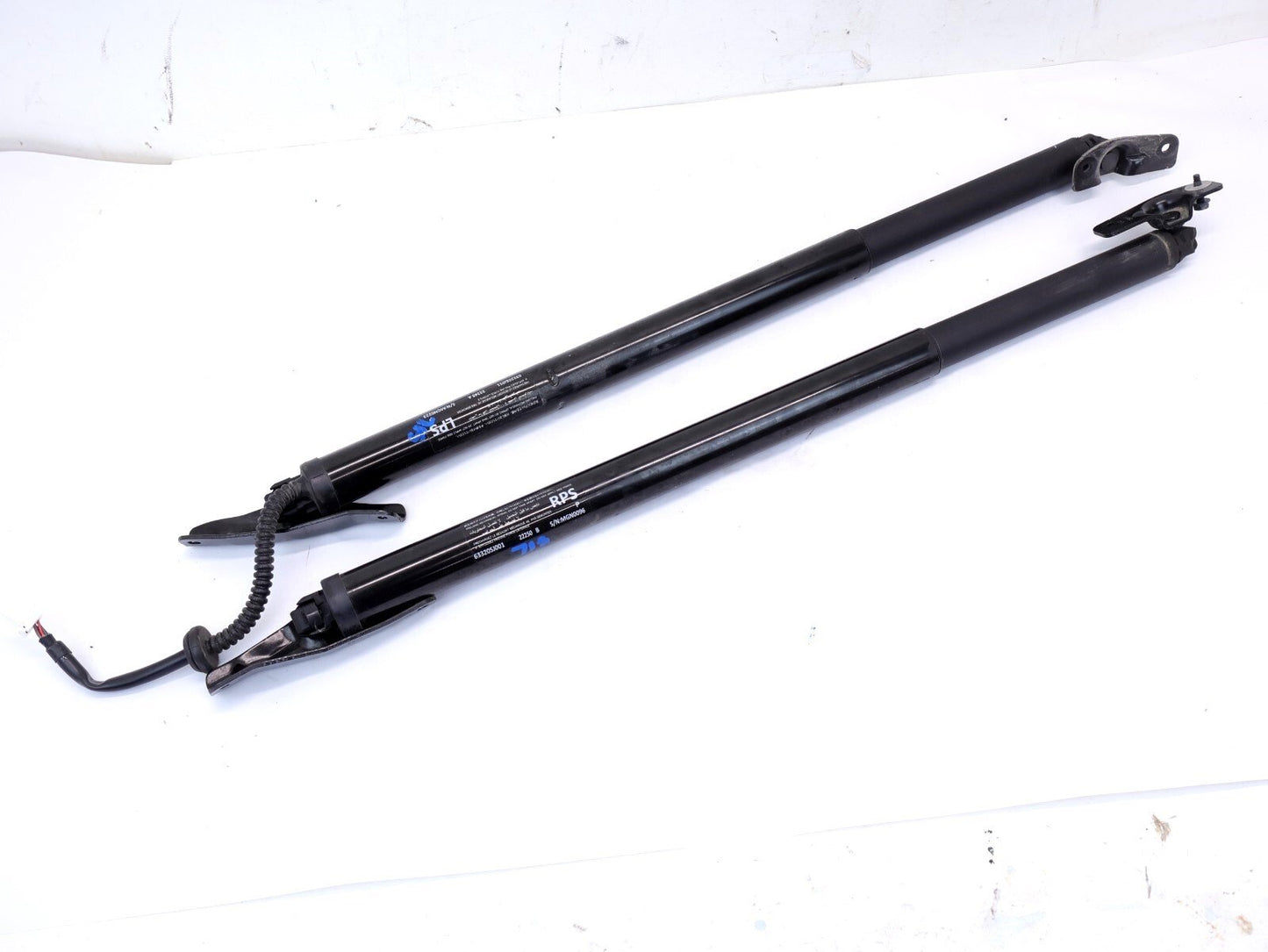 2019-2024 Subaru Forester Hatch Shock Rear Shocks Set Damper Rod Support OEM