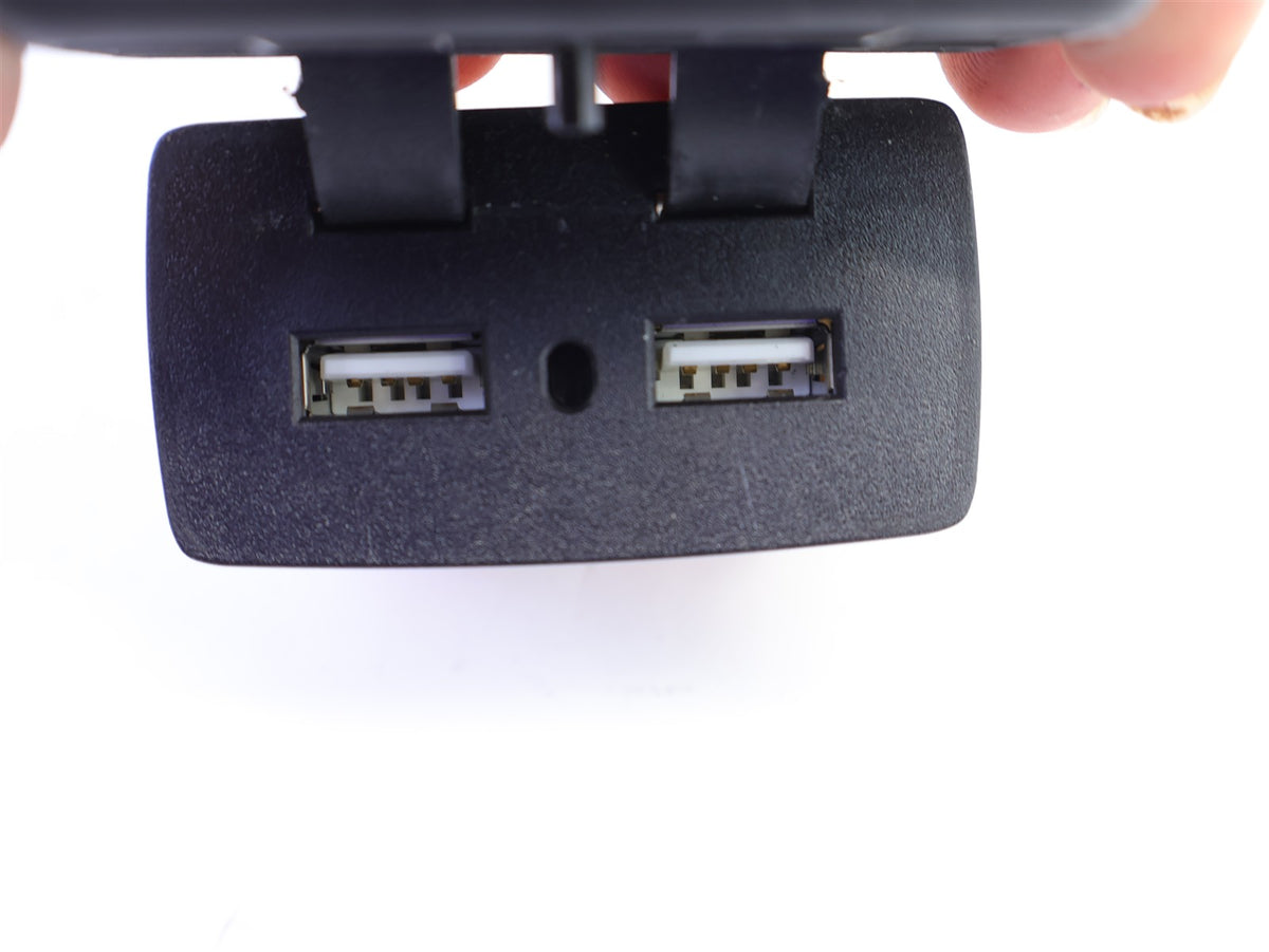 2021-2024 Subaru Forester USB Jack Power Charging Auxiliary Plug Port 86257SJ340