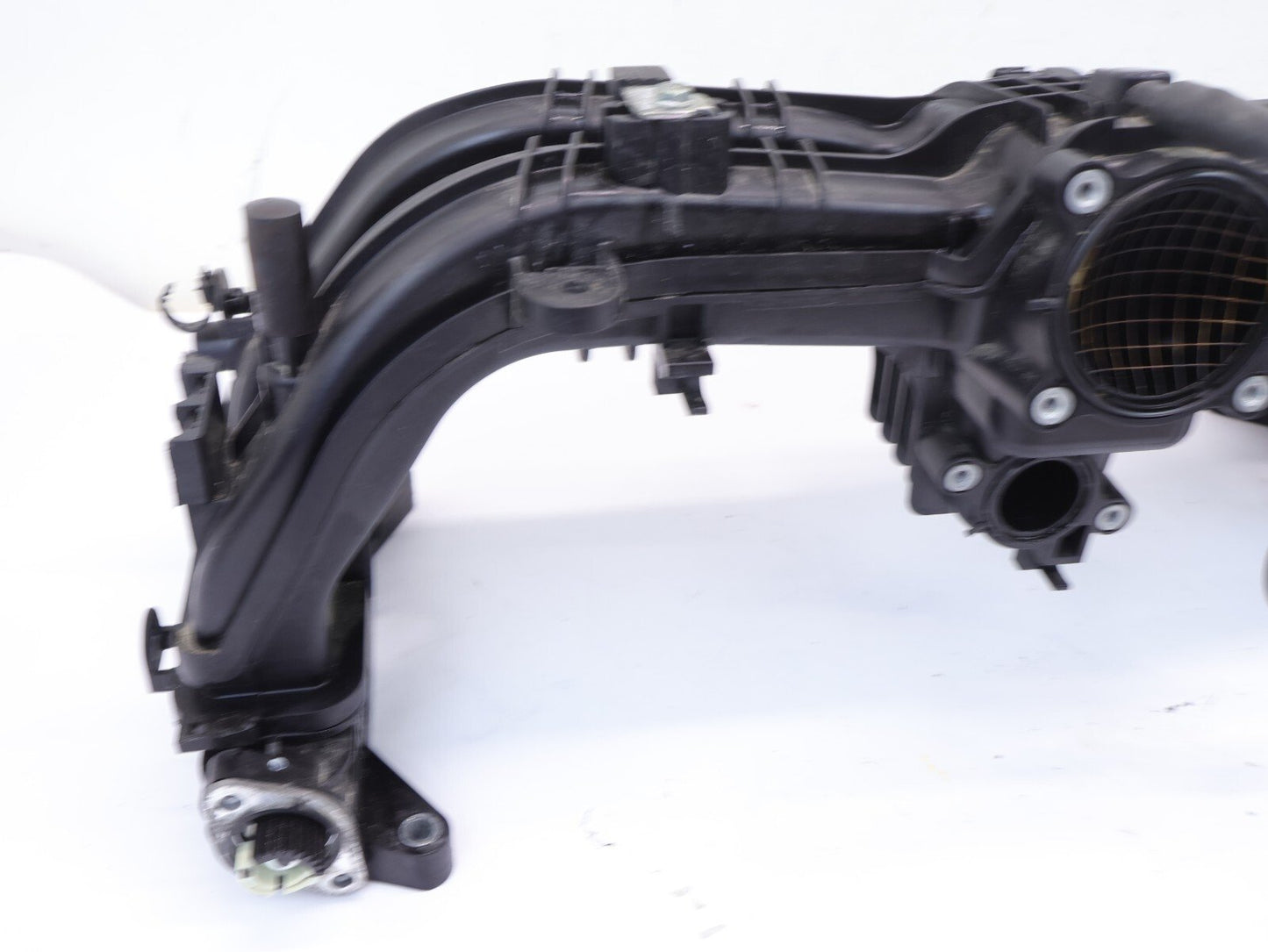 2019-2024 Subaru Forester Air Intake Manifold Plenum 2.5L Engine OEM