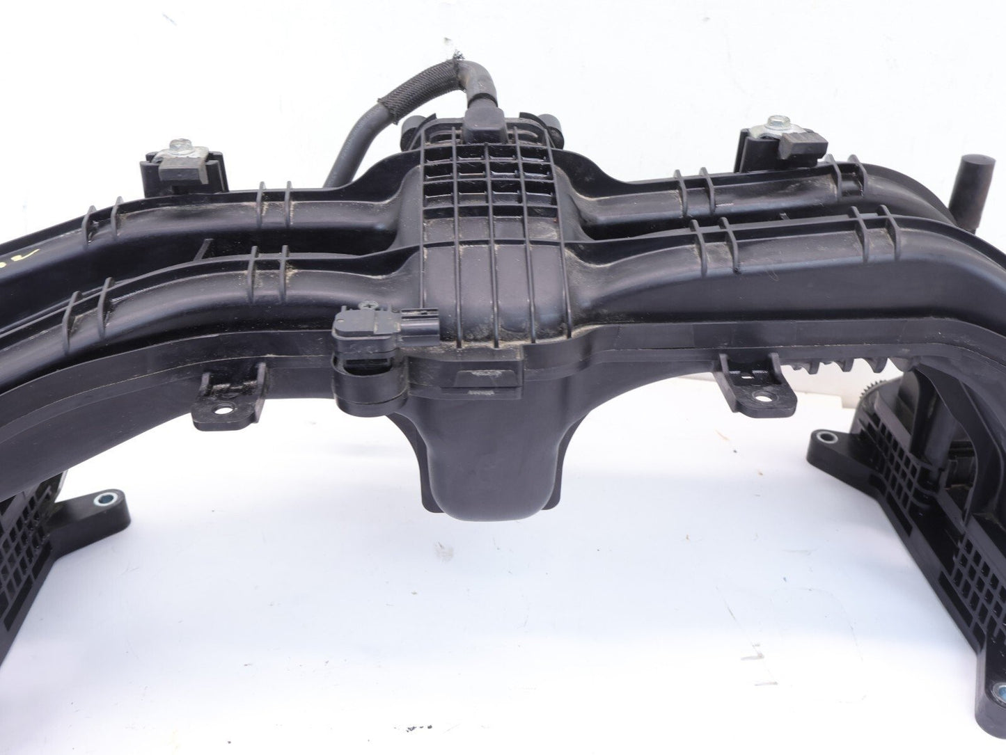2019-2024 Subaru Forester Air Intake Manifold Plenum 2.5L Engine OEM