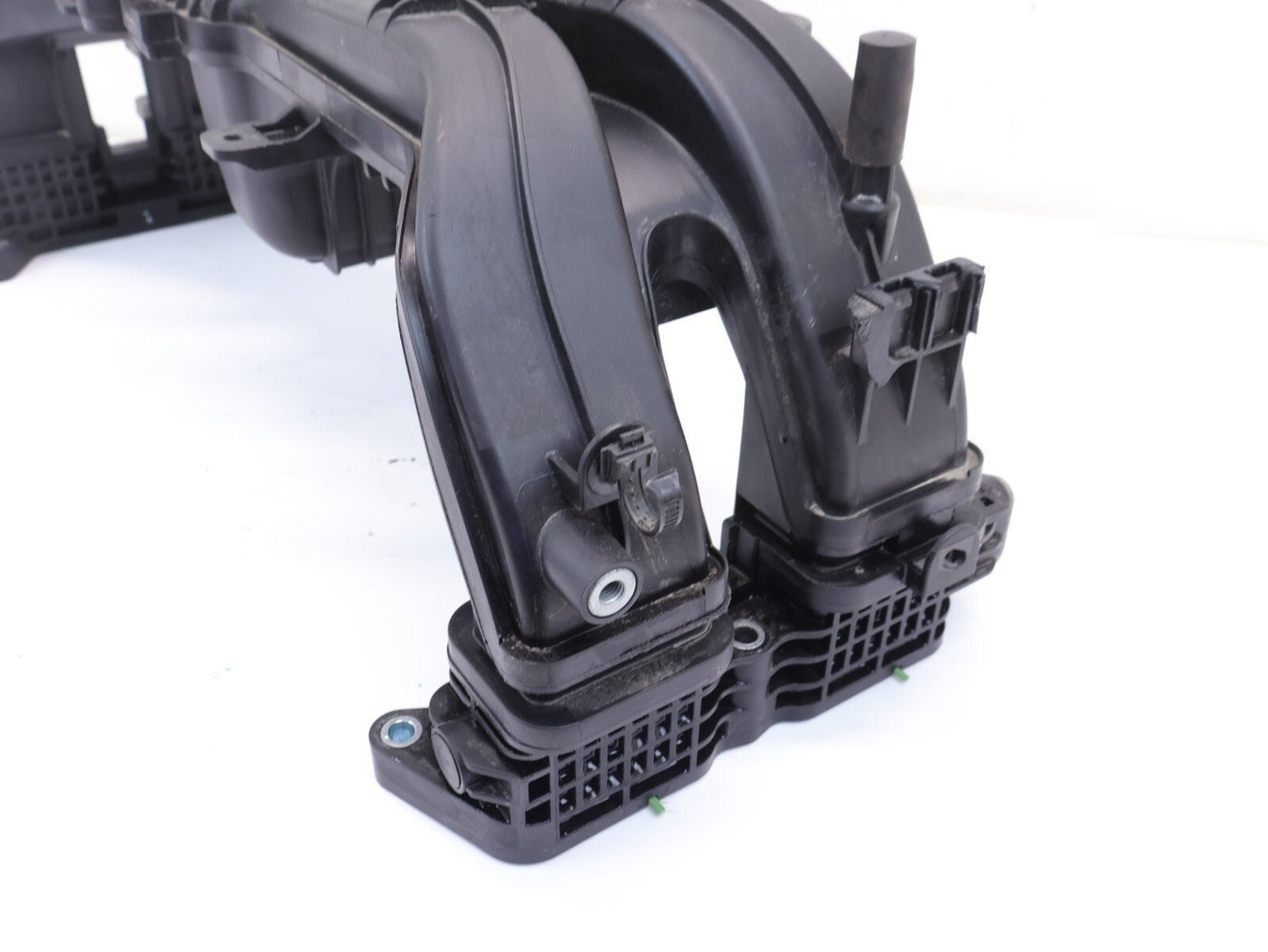 2019-2024 Subaru Forester Air Intake Manifold Plenum 2.5L Engine OEM