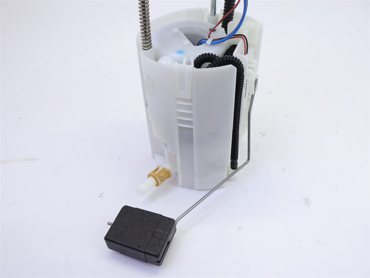 2019-2024 Subaru Forester Fuel Pump Assembly 42021FL040 Gas Tank Mounted 42k OEM