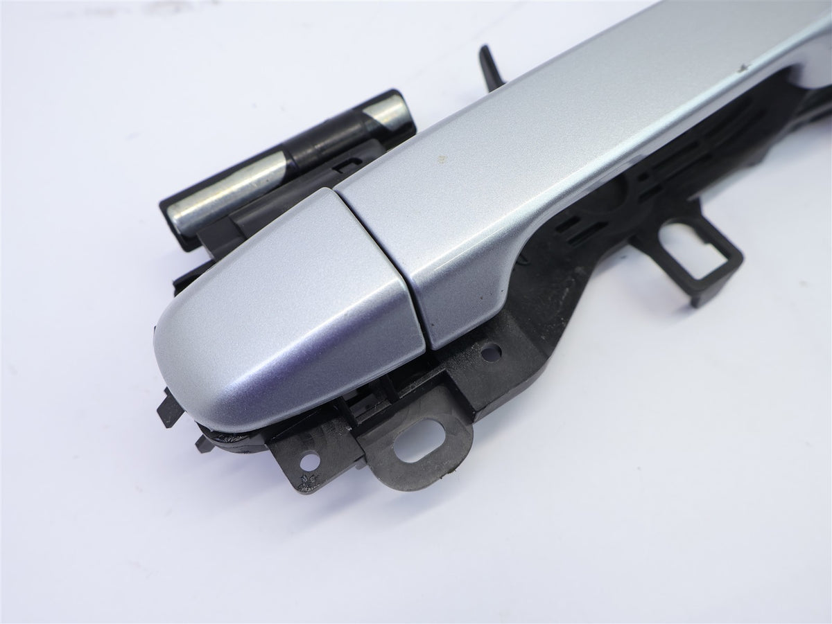 2019-2024 Subaru Forester Passenger Front Door Handle Exterior Black D4S RH OEM