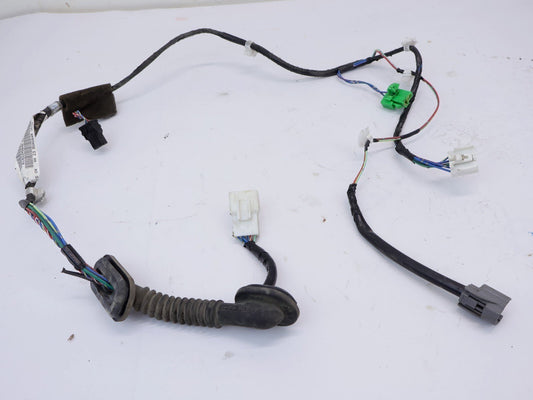 2005-2009 Subaru Legacy GT Passenger Rear Door Wiring Harness 81822AG04A RH