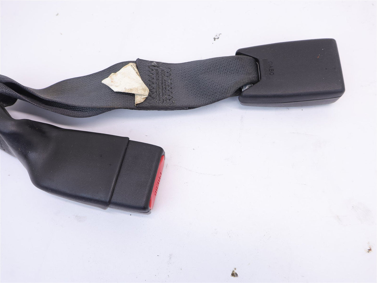 2005-2009 Subaru Legacy GT Sedan Seat Belt Buckle Rear Center Black OEM