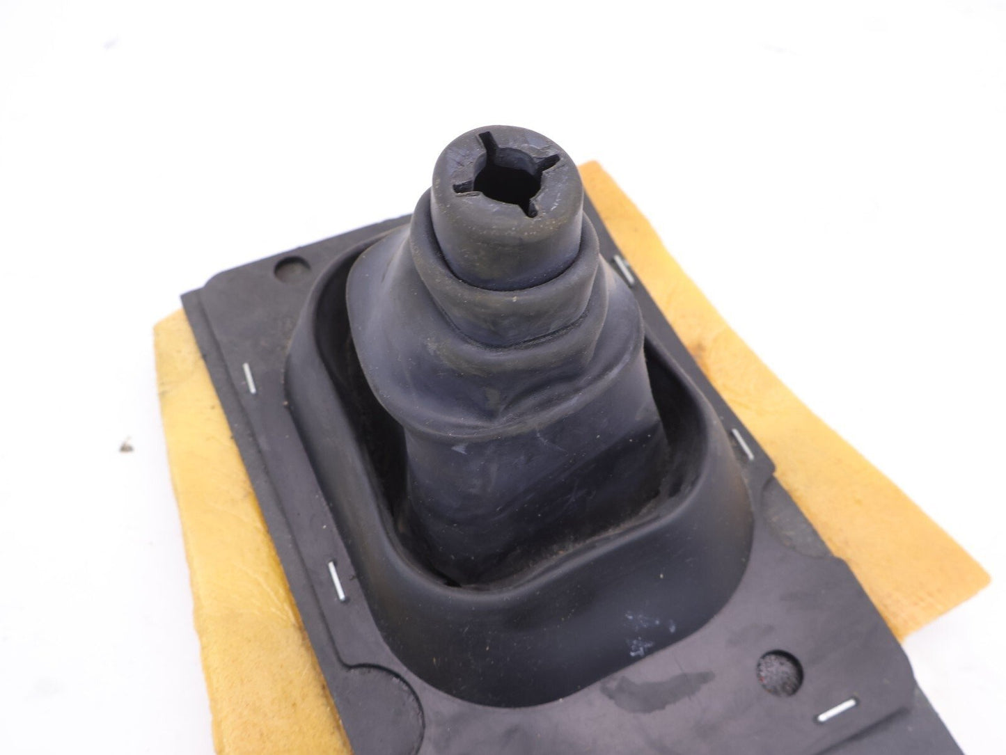 2005-2009 Subaru Legacy GT Shifter Rubber Boot TEARS OEM Manual Trans