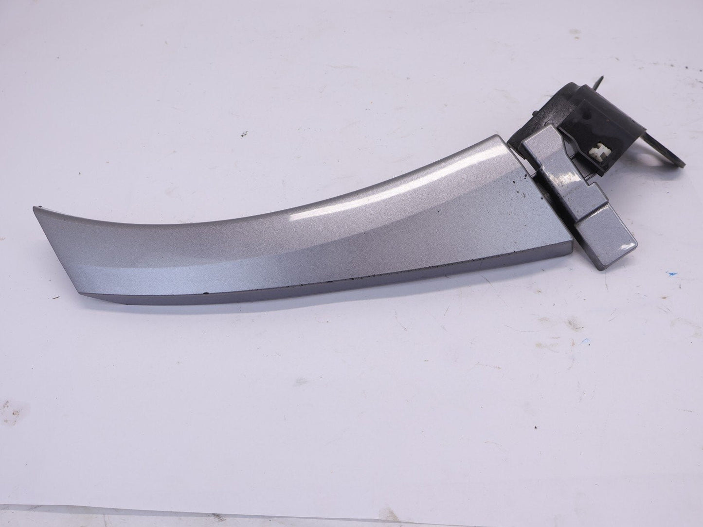 2005-2009 Subaru Legacy GT Driver Rear Quarter Trim Molding LH Left Side A7K OEM