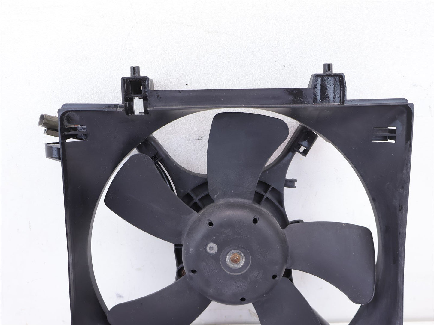 2005-2009 Subaru Legacy GT Radiator Cooling Fan Left Side 2.5L Turbo OEM 05-09